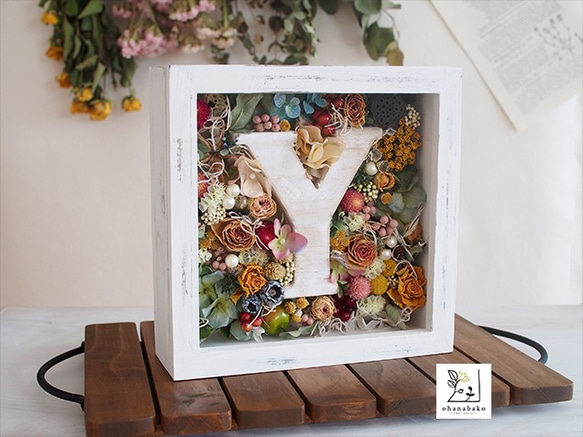 《INITIALS you choice》happy colorful dried flowers wood frame 第1張的照片