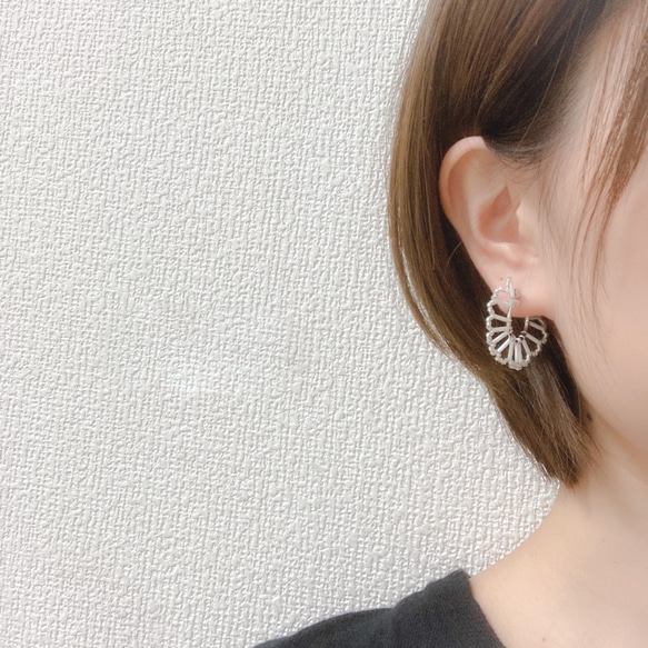 EAR CUFF&EARRING:「clear white」 闘魚 6枚目の画像