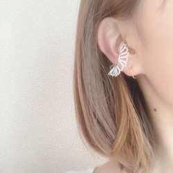 EAR CUFF&EARRING:「clear white」 闘魚 5枚目の画像