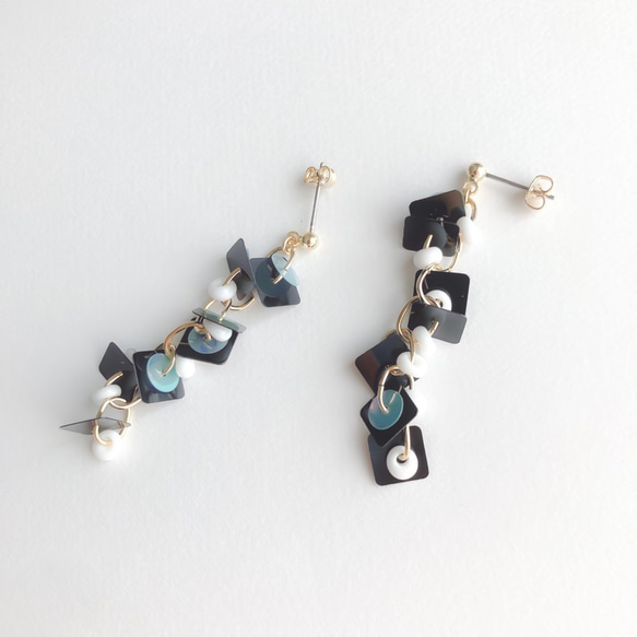 EARRING: 「Lingt blue &  Black」 Aurora 2枚目の画像