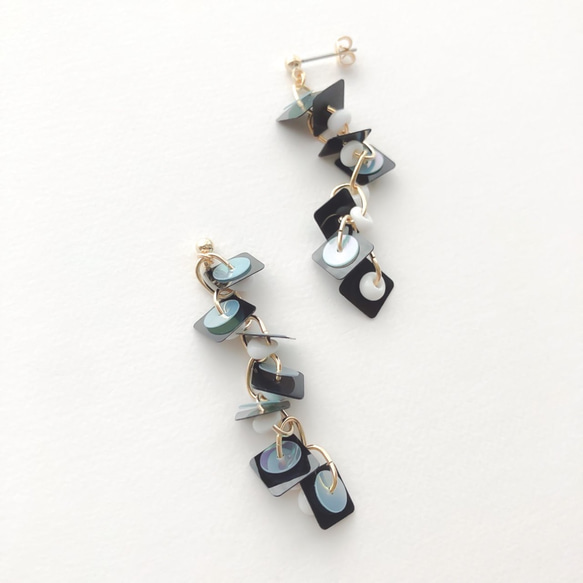 EARRING: 「Lingt blue &  Black」 Aurora 3枚目の画像