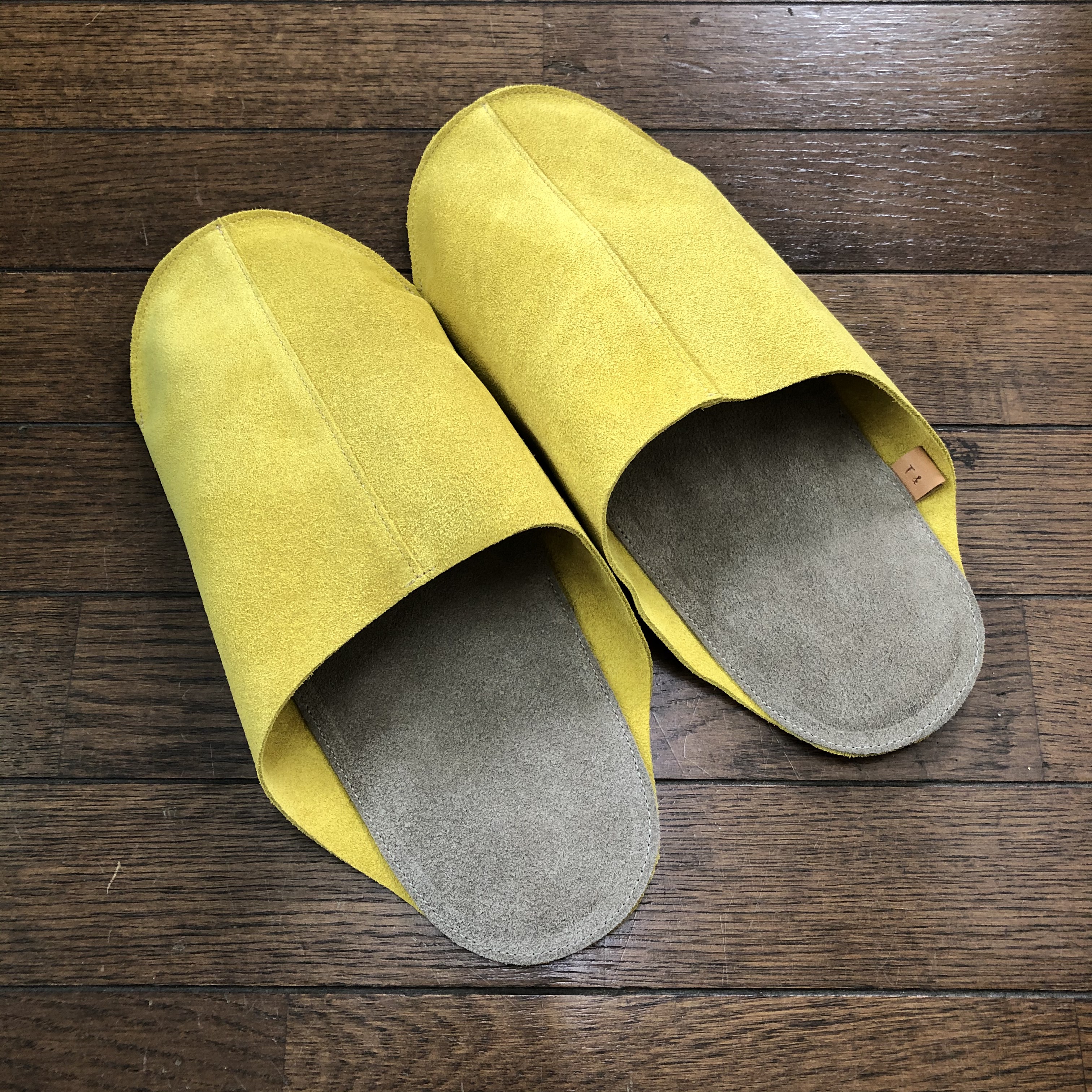 ベロアレザースリッパ・カラシ