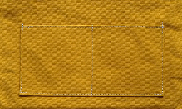 帆布とヌメ革のクラッチバッグ（マスタード） 4枚目の画像