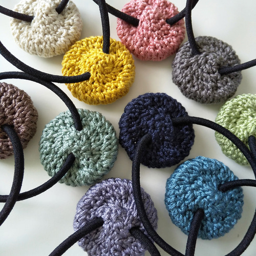 編みくるみボタンのヘアゴム（シックカラー） ヘアゴム 編みこもの