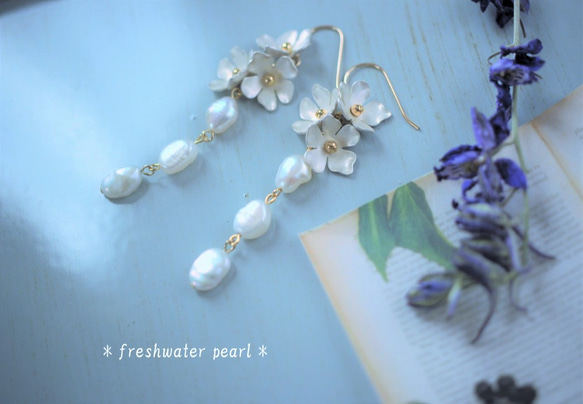 【Creema限量加分】*14kgf*漂亮的銀白色小花巴洛克淡水珍珠耳環*可換耳環* 第3張的照片