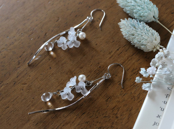 [Creema限量發售] * 925銀*漂亮的小花和淡水珍珠女性氣息*可以換成耳環 第1張的照片