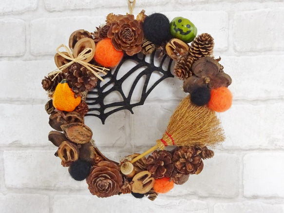 ハロウィン 木の実とフェルトのリース リース suno 通販 4645308