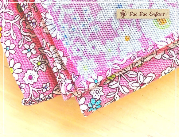 【受注製作・送料無料】ちくちく手縫いがやさしい　ランチクロス＜４８ｃｍ×４８ｃｍ＞　お弁当包み　ハンカチ　小花ピンク 4枚目の画像
