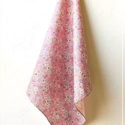 【受注製作・送料無料】ちくちく手縫いがやさしい　ランチクロス＜４８ｃｍ×４８ｃｍ＞　お弁当包み　ハンカチ　小花ピンク 6枚目の画像