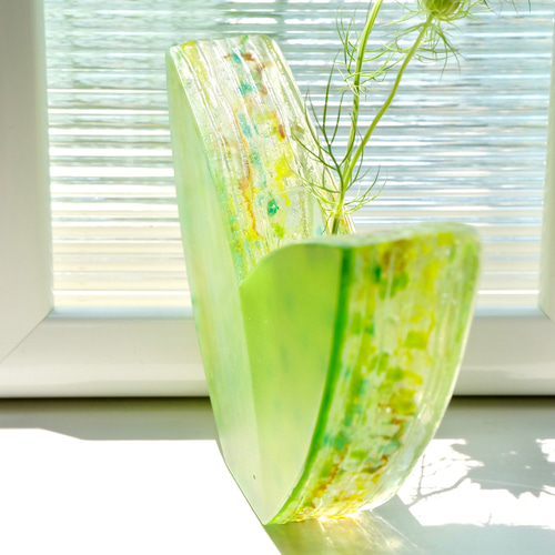 手描きガラス花瓶 蝶と木の葉 ガラスの葉っぱの花びん-F 一輪挿し・花瓶・花器 アトリエ