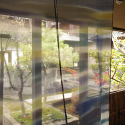 由LEXUS認證的京都工匠手工染色的涼爽Noren“ Kasumi” 第6張的照片