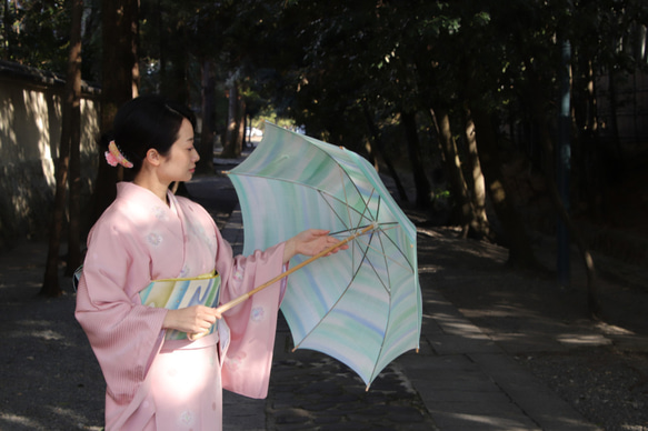 晴雨兼用日傘『空の色は私が決める』（着物にも洋服にも　一点物）持ち手「曲がり」 2枚目の画像