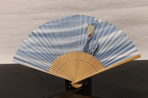 手繪日本紙夏季折扇“ Hashibiroko”（女人只有一件） 第3張的照片