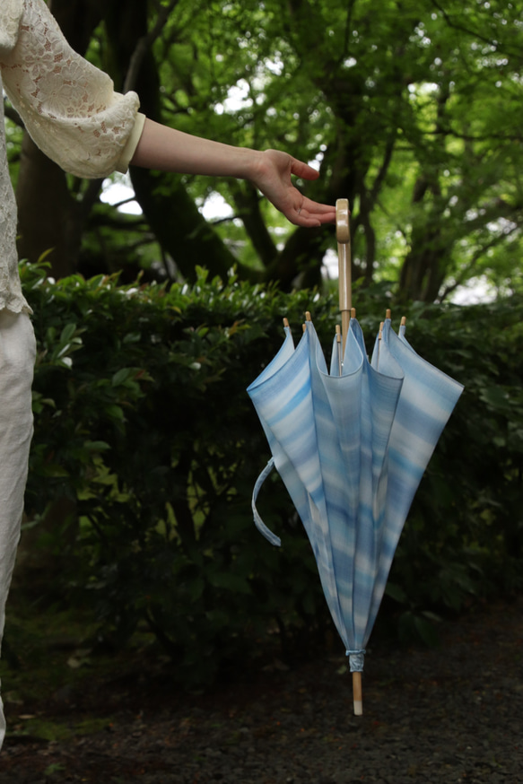 手繪雨傘和雨傘“藍色竹林”（用於和服和衣服） 第5張的照片