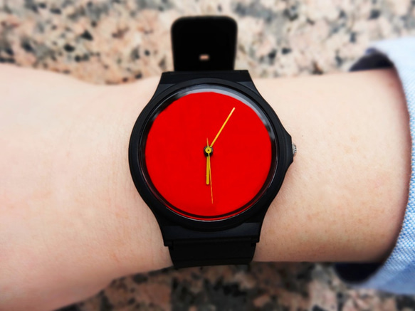 Simple watch Red ×Yellow 第2張的照片