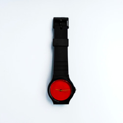 Simple watch Red ×Yellow 第3張的照片