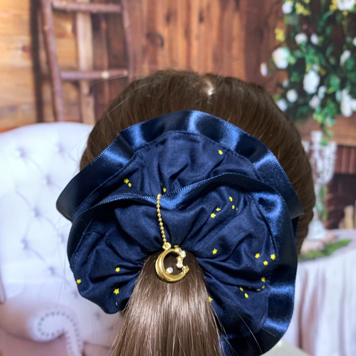 くにちゃん　エルメス シルク リボン付きシュシュ ネイビー くにちゃん エルメス シルク リボン付きシュシュ ネイビー くに