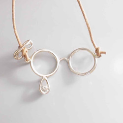 Glasses tear drop necklace 2枚目の画像