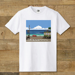 Tシャツ　湘南イラスト「いつかの海岸線２」（鎌倉高校前踏切を走る江ノ電とフィアット500） 1枚目の画像