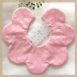 【再販25】パウダーピンクの刺繍スタイ✴︎ピンク×パウダーピンク 2枚目の画像
