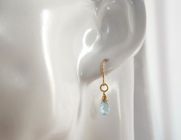 STONE Sky blue topaz pierce 第3張的照片