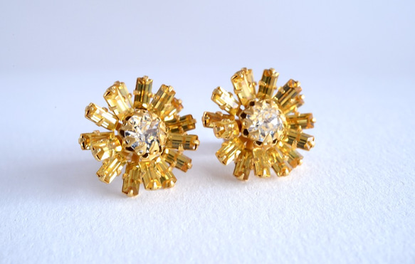 VINTAGE  Light Topaz Bijou Pierced earrings/Ear clips 第1張的照片