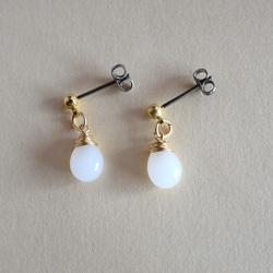 GLASS Larme pierced earrings/ear clips Snow white 第2張的照片