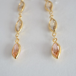 VINTAGE Glass frame ear clips/pierced earrings Lightpeach 第4張的照片