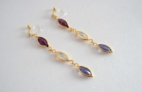 VINTAGE Glass frame ear clips/pierced earrings Violet dress 第3張的照片