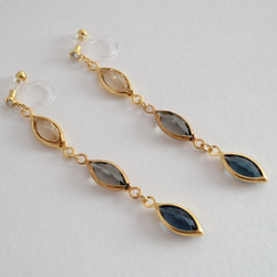 VINTAGE Glass frame earrings/pierce Gold gray 3枚目の画像