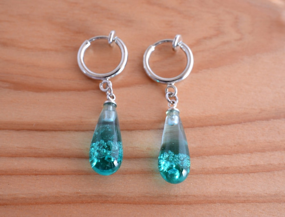 GLASS Bubble Drop Chain Ear clips Light blue×Green 第3張的照片