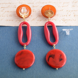 VINTAGE German made acrylic retro pierced earrings/ear clips 第2張的照片