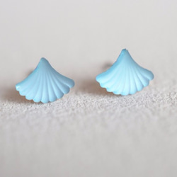 VINTAGE Fan shape pierced earrings bule 第1張的照片