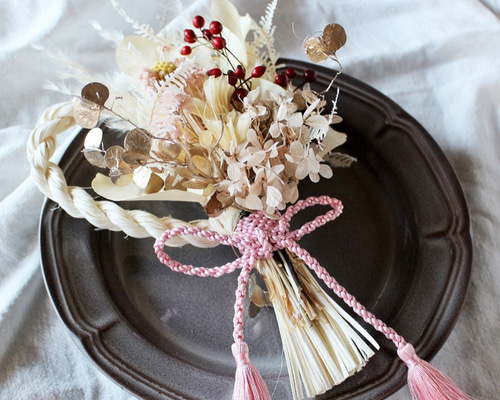 Sale！スワッグになるお正月飾り/ホワイトラタンベースのしめ縄/めがね