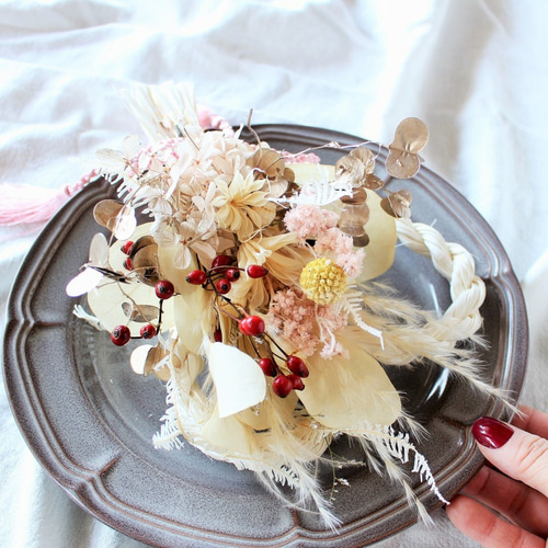 Sale！スワッグになるお正月飾り/ホワイトラタンベースのしめ縄/めがね