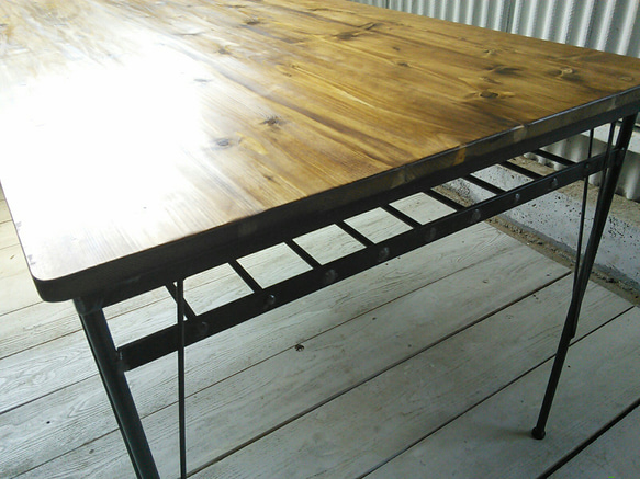 【送料無料】 アイアン ウッド　ダイニングテーブル （ 収納棚 付き） アイアン 無垢材 　　