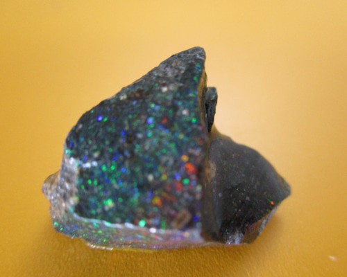 最高品質　超希少入手困難　神秘的な宇宙の輝き　コスモブラックマトリックスオパール 究極品質 超希少幻の逸品 神秘的な宇宙の輝き コスモブラック