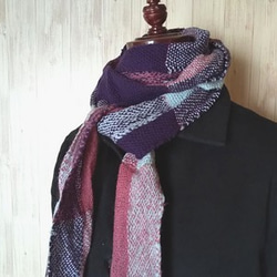 上質な糸ばかりを使った手織りロングマフラー　シルクウール、カシミヤ 2枚目の画像
