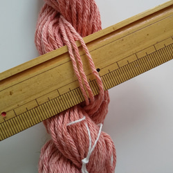 刺し子糸、編み物、織物にも♪草木染め糸　インド茜染　太め　綿　コットン 3枚目の画像