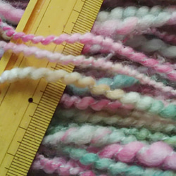 手染め羊毛　オリジナル手紡ぎ糸　レインボー染 コイルヤーン 38g　616 5枚目の画像