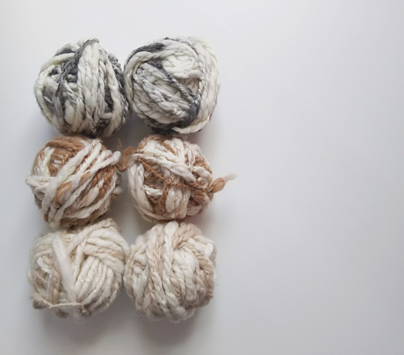 再販　手紡ぎアルパカウールの手織りスヌード　濃いグレー 8枚目の画像