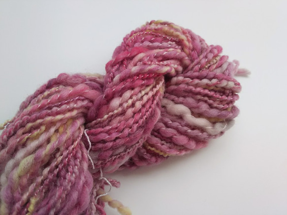 手染め羊毛　オリジナル手紡ぎ糸　レインボー染羊毛  コイルヤーン 34g　631 2枚目の画像