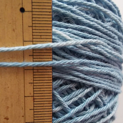 編み織り、刺し子などに♪草木染め糸　インド藍染　綿　コットン 　太め 50g 3枚目の画像