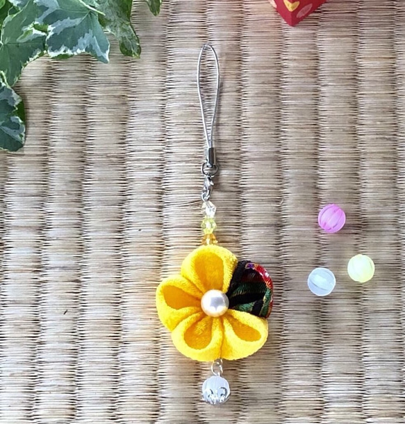 つまみ細工 和風 ストラップ ⑤黄系 キーホルダー 根付 プレゼント 母
