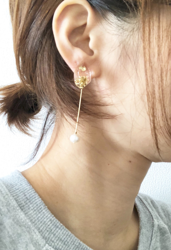 gold sparkle lame pearl pierce 4枚目の画像