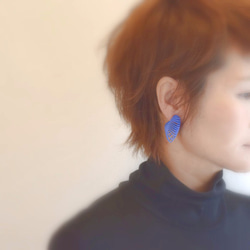 Vinay藍色耳環 第5張的照片
