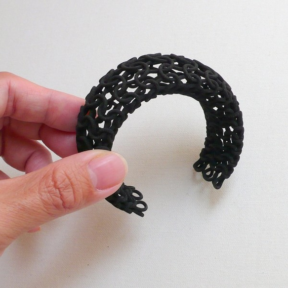 編織手鐲黑色 第3張的照片