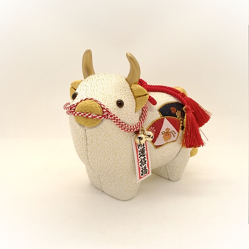 木目込干支人形　丑　宝来