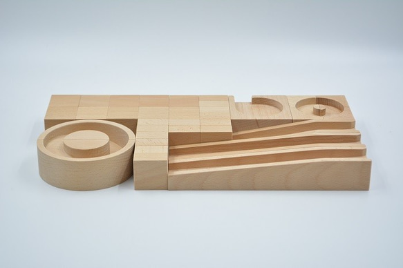 小さな大工さん　ビー玉転がし　積木　国産　木製　日本製　玉の道　品名 コンパクト4　省スペースで遊べるコンパクトシリーズ 2枚目の画像