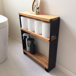 サイズオーダー可】【引取可能】無垢材 縦型のトイレ収納棚 目隠し扉付